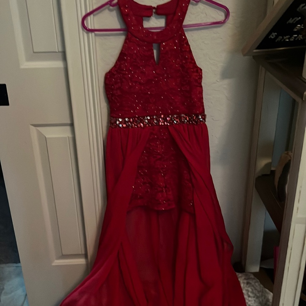 Red jumpsuit with silky lace in the back
